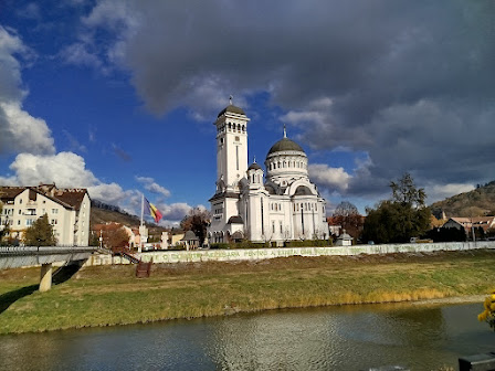 טיול לואוקוסט באירופה